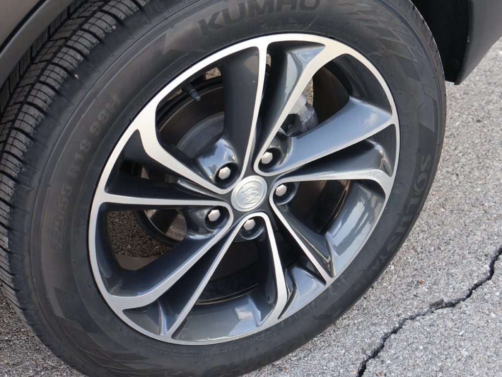 Used 2023 Buick Encore GX Select FWD image 39