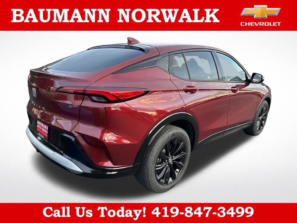 Used 2024 Buick Envista Sport Touring w/ Convenience I Package FWD image 5
