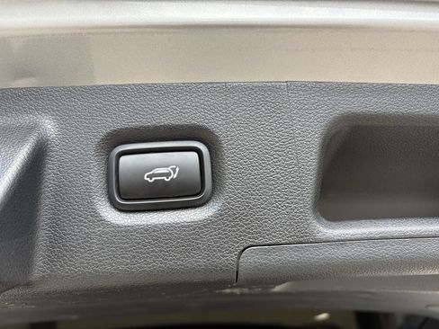 Used 2021 Hyundai Santa Fe Limited FWD image 29