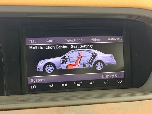 Used 2011 Mercedes-Benz S 550 4MATIC image 16