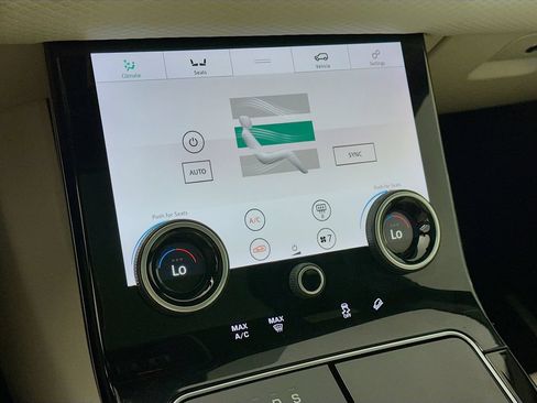 Used 2020 Land Rover Range Rover Velar R-Dynamic S AWD/4WD image 18