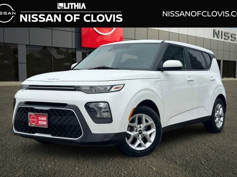 Used 2022 Kia Soul LX w/ Technology Package image 1