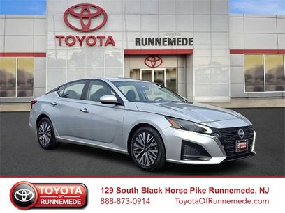 Used 2023 Nissan Altima 2.5 SV