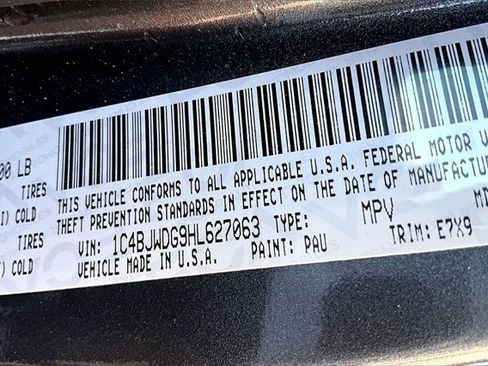 Used 2017 Jeep Wrangler Unlimited Freedom Edition image 19