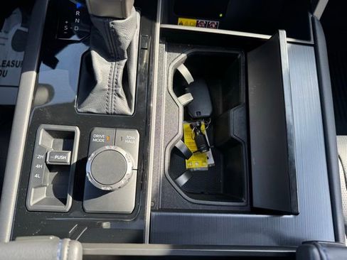 Used 2026 Toyota Tundra Platinum image 40