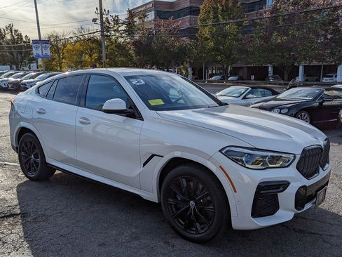 Used 2023 BMW X6 M50i w/ Executive Package image 5
