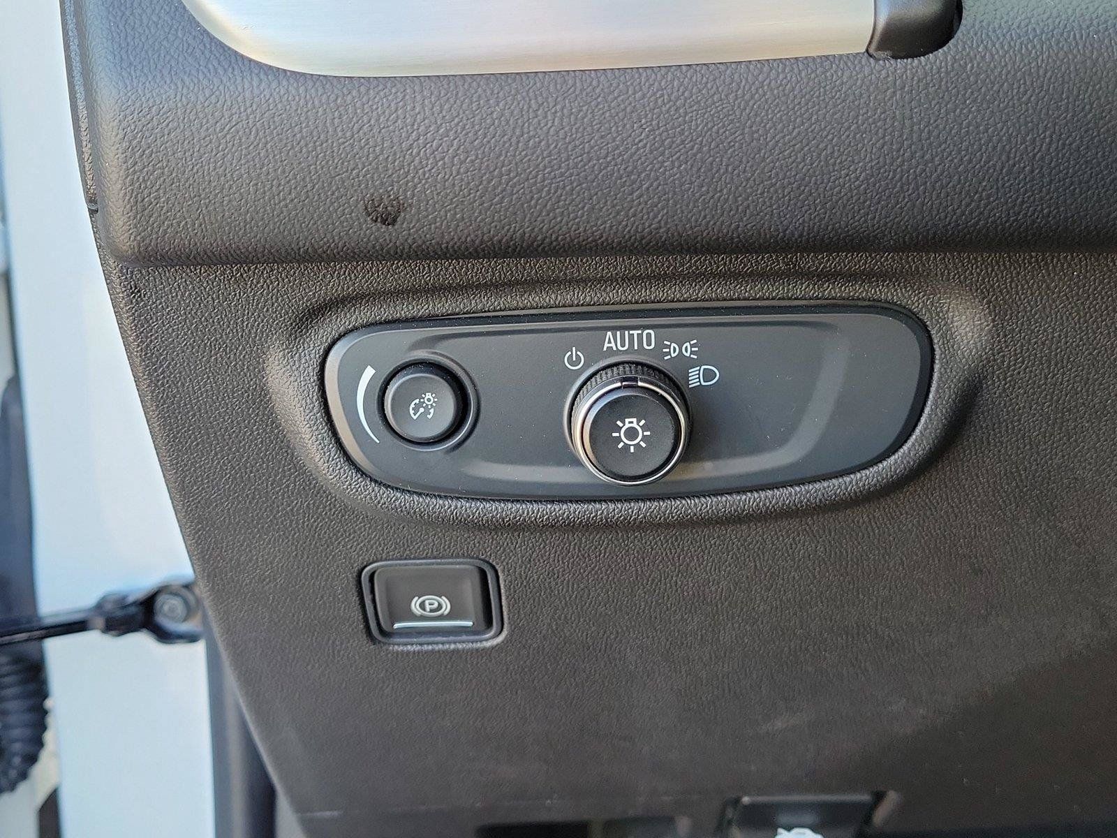 Used 2024 GMC Terrain SLE AWD/4WD image 20