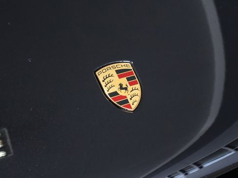 New 2025 Porsche Macan image 13