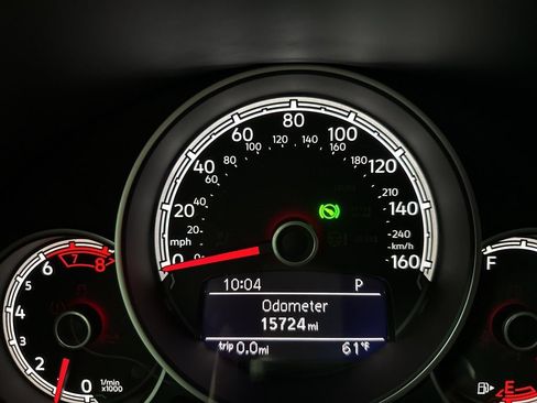 Used 2018 Volkswagen Beetle 2.0T FWD image 26