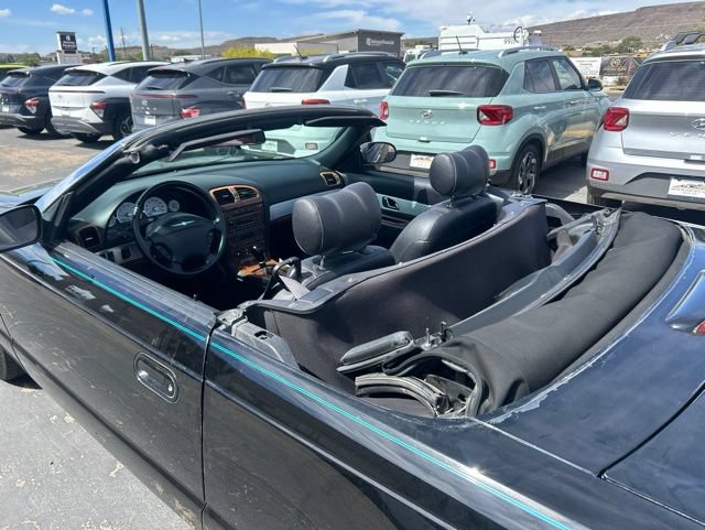 Used 2004 Ford Thunderbird RWD image 17