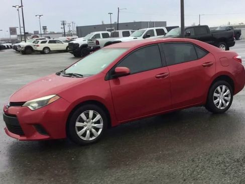 Used 2014 Toyota Corolla LE image 4