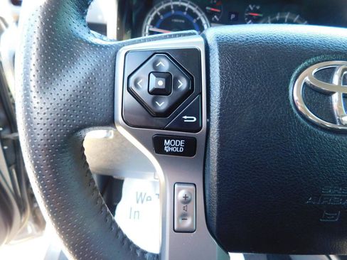 Used 2016 Toyota 4Runner Limited image 14