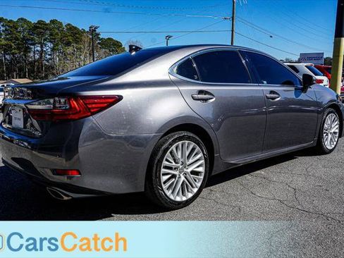 Used 2016 Lexus ES 350 w/ Luxury Package w/Wood Trim image 15