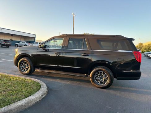 Used 2025 Ford Expedition Max Active image 11