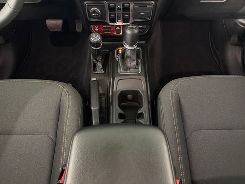 Certified 2025 Jeep Wrangler Unlimited Sport S 4xe AWD/4WD image 18