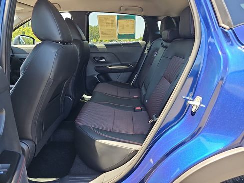 Used 2025 Nissan Kicks SR FWD image 18
