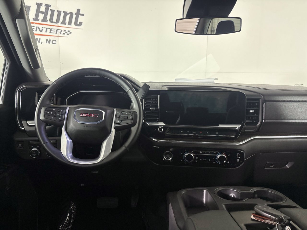 Used 2024 GMC Sierra 1500 Elevation AWD/4WD image 24