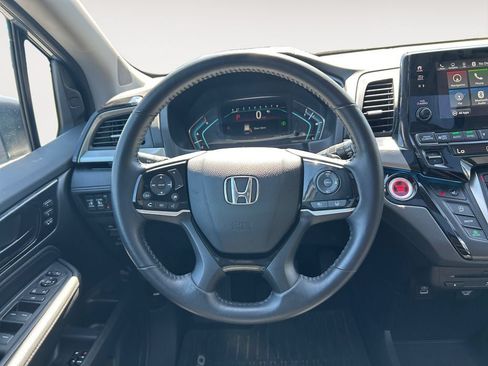 Used 2024 Honda Odyssey Touring image 13
