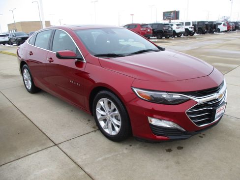 Used 2024 Chevrolet Malibu LT image 8