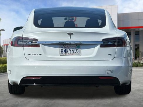 Used 2017 Tesla Model S 75 RWD image 5