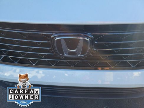 Used 2023 Honda Accord Sport image 8