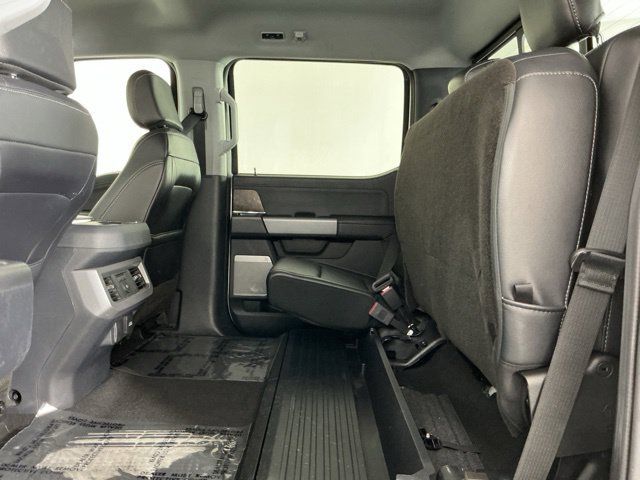 Used 2023 Ford F350 Lariat w/ Sport Appearance Package AWD/4WD image 32