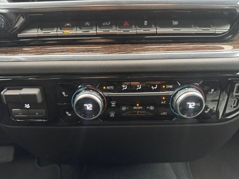 Certified 2025 GMC Sierra 1500 Elevation RWD image 18