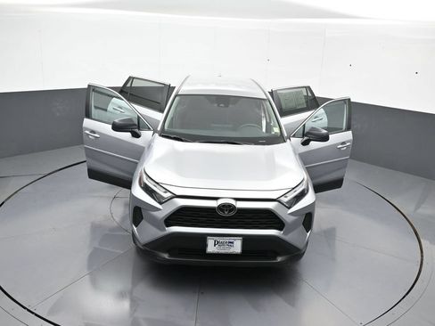 Used 2024 Toyota RAV4 LE AWD/4WD image 45