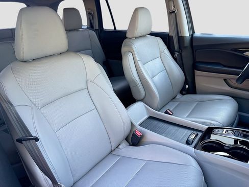 Used 2022 Honda Pilot Elite image 31