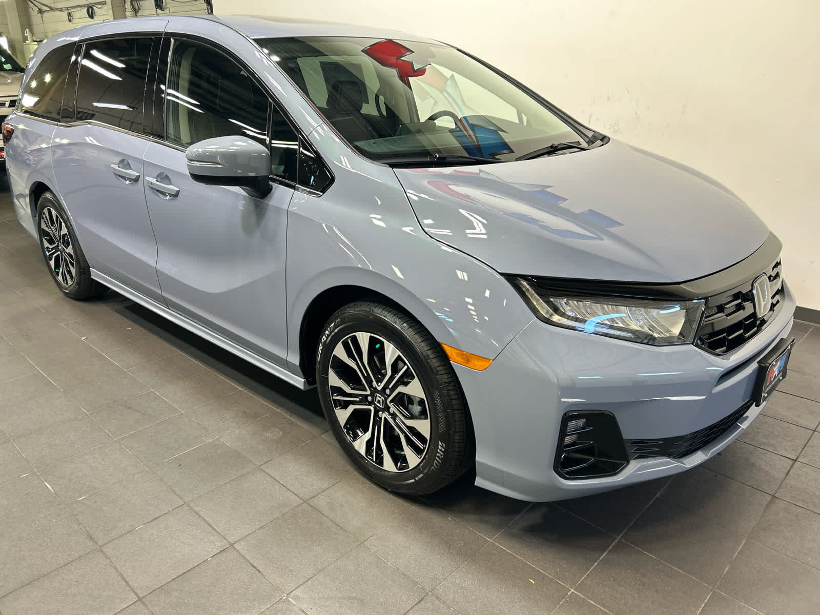 New 2027 Honda Odyssey Elite image 2