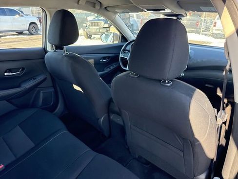 Used 2022 Nissan Sentra SV w/ Lighting Package image 25