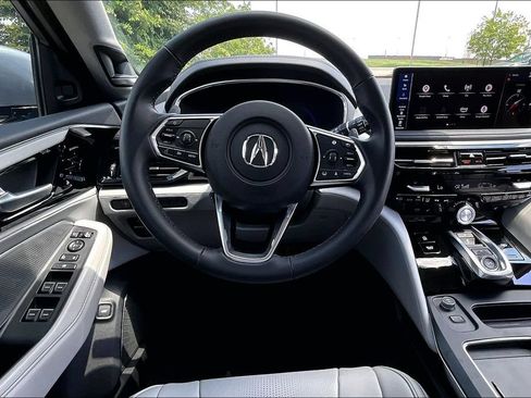 Used 2026 Acura MDX FWD w/ Technology Package image 6