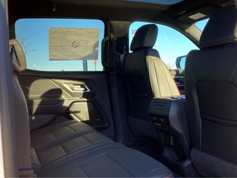 New 2024 Chevrolet Silverado EV RST image 19