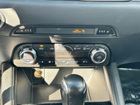 Used 2018 MAZDA CX-5 Touring image 22