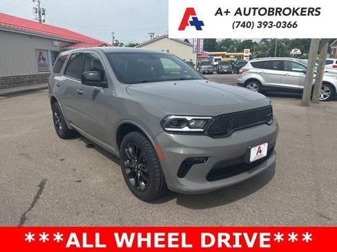Used 2021 Dodge Durango SXT AWD/4WD image 1