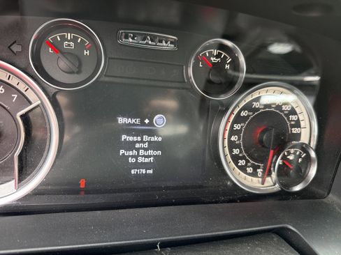 Used 2017 RAM 1500 Sport w/ Ignition Orange Sport Package AWD/4WD image 7
