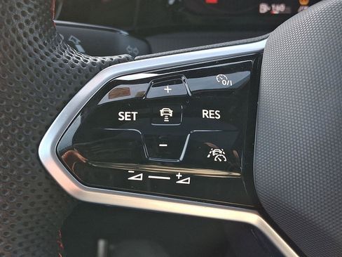 Used 2024 Volkswagen GTI SE image 29