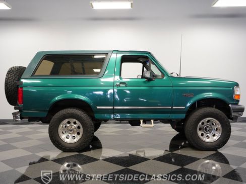 Used 1996 Ford Bronco XLT image 14