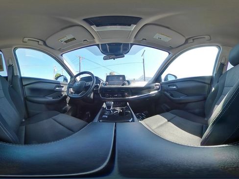 Used 2025 Nissan Rogue SV FWD image 44