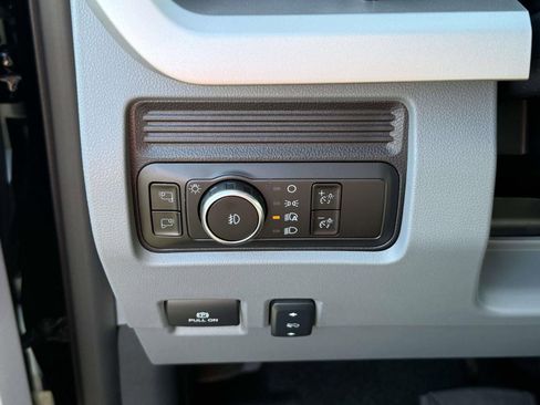 New 2026 Ford F450 XLT w/ XLT Value Package image 19