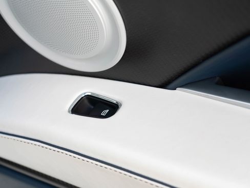 Used 2019 Aston Martin DBS Superleggera image 30