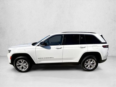 Used 2022 Jeep Grand Cherokee Limited RWD image 4