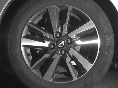 Used 2025 Nissan Versa SV image 12