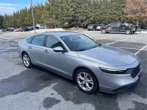 Used 2024 Honda Accord LX image 5