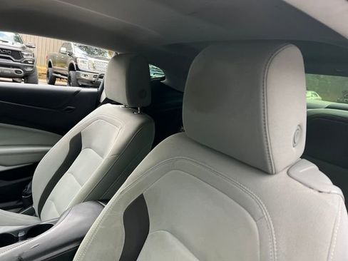 Used 2016 Chevrolet Camaro LT image 13