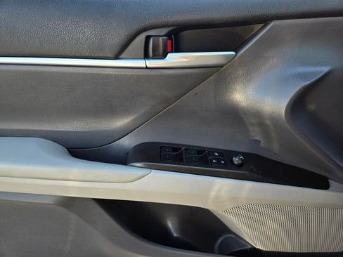 Certified 2023 Toyota Camry SE image 18