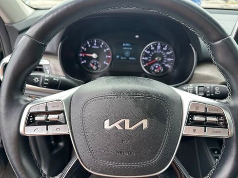 Used 2022 Kia Telluride EX w/ EX Premium Package image 31
