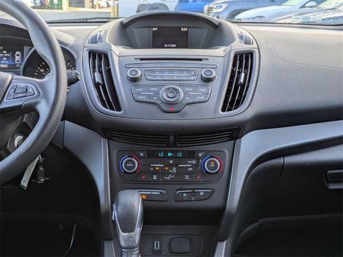 Used 2018 Ford Escape SE image 23