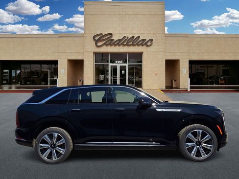 New 2025 Cadillac Escalade IQ Luxury 2 AWD/4WD image 2