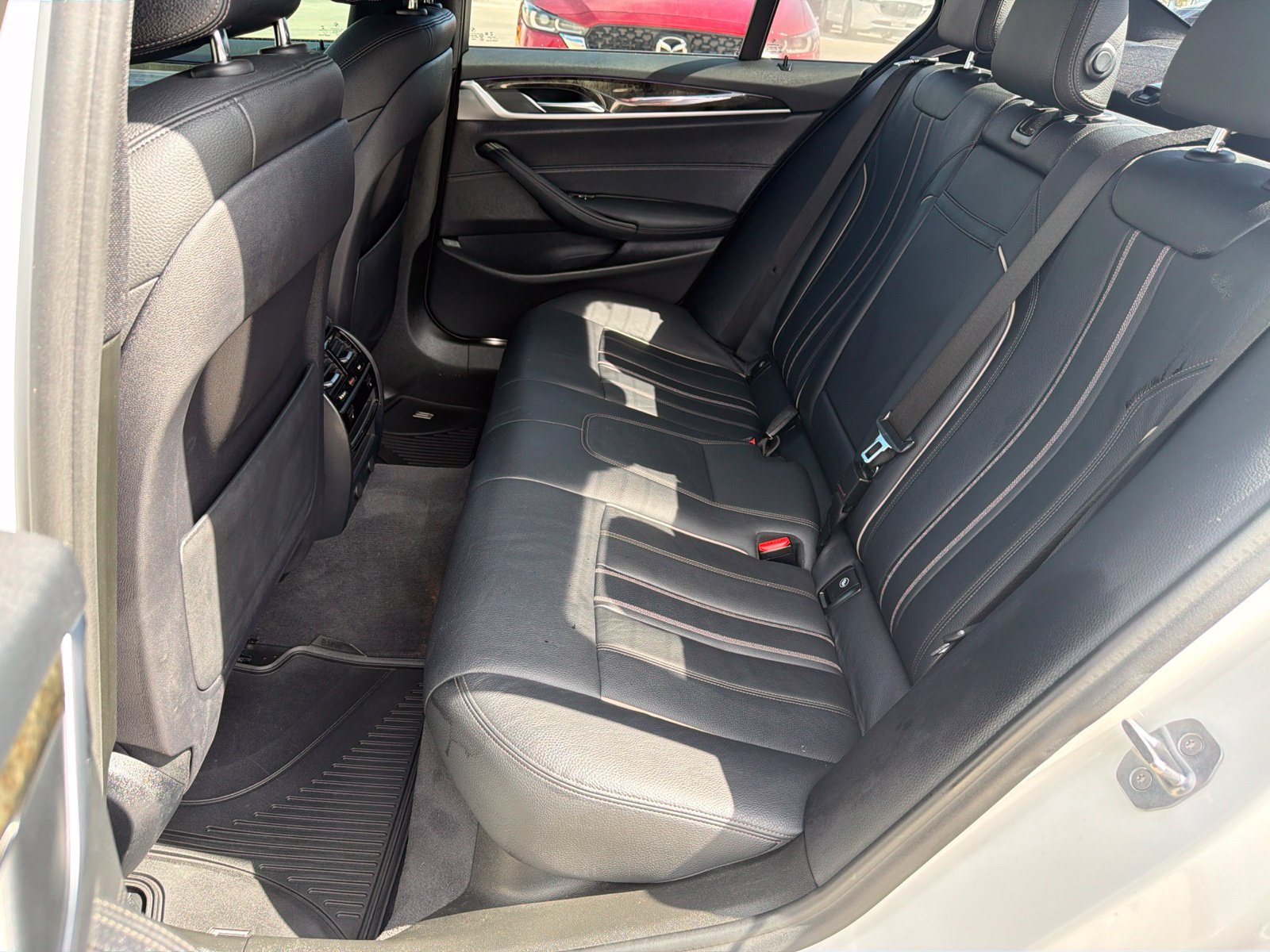 Used 2019 BMW 530i xDrive AWD/4WD image 18